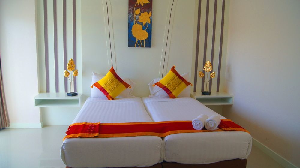 J Sweet Dream Boutique Hotel Phuket Patong Exterior photo